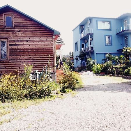 ماكينجاوري Wooden Cottage المظهر الخارجي الصورة