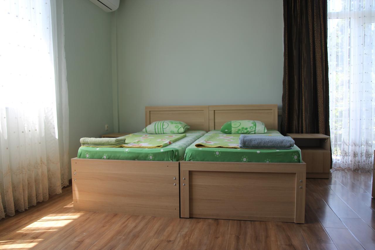 ماكينجاوري Wooden Cottage المظهر الخارجي الصورة